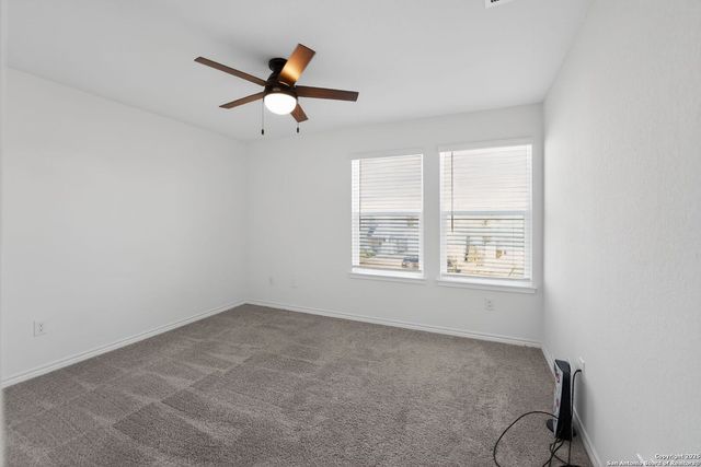 14430 Calaveras, Elmendorf, TX 78112