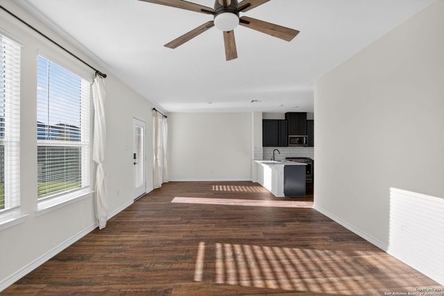 14430 Calaveras, Elmendorf, TX 78112