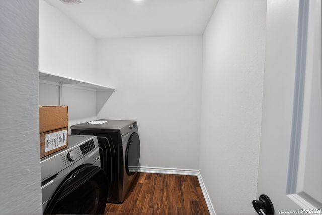 14430 Calaveras, Elmendorf, TX 78112