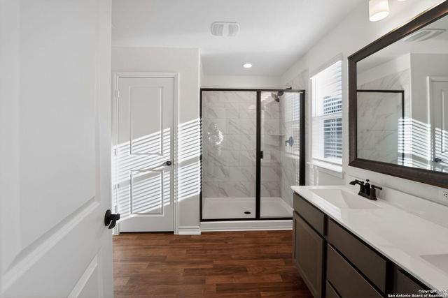 14430 Calaveras, Elmendorf, TX 78112