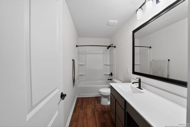 14430 Calaveras, Elmendorf, TX 78112