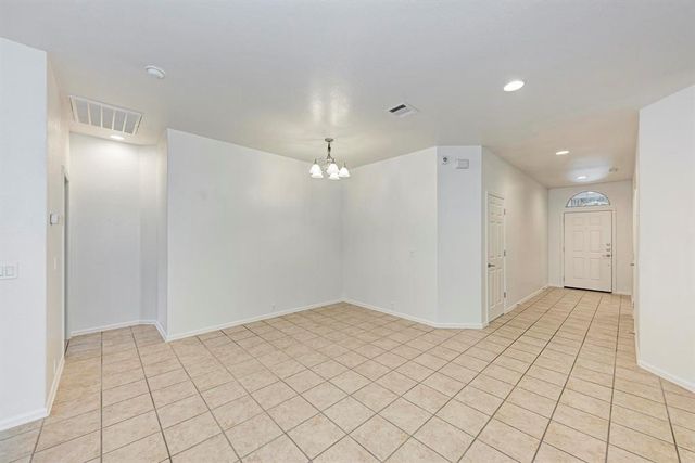 412 Golden Eagle LN, Leander, TX 78641