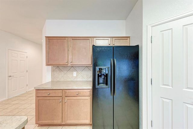 412 Golden Eagle LN, Leander, TX 78641