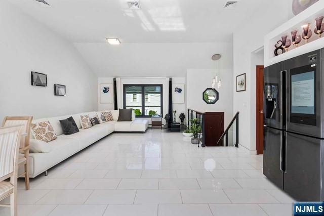 531 Chestnut Place, Teaneck, NJ 07666