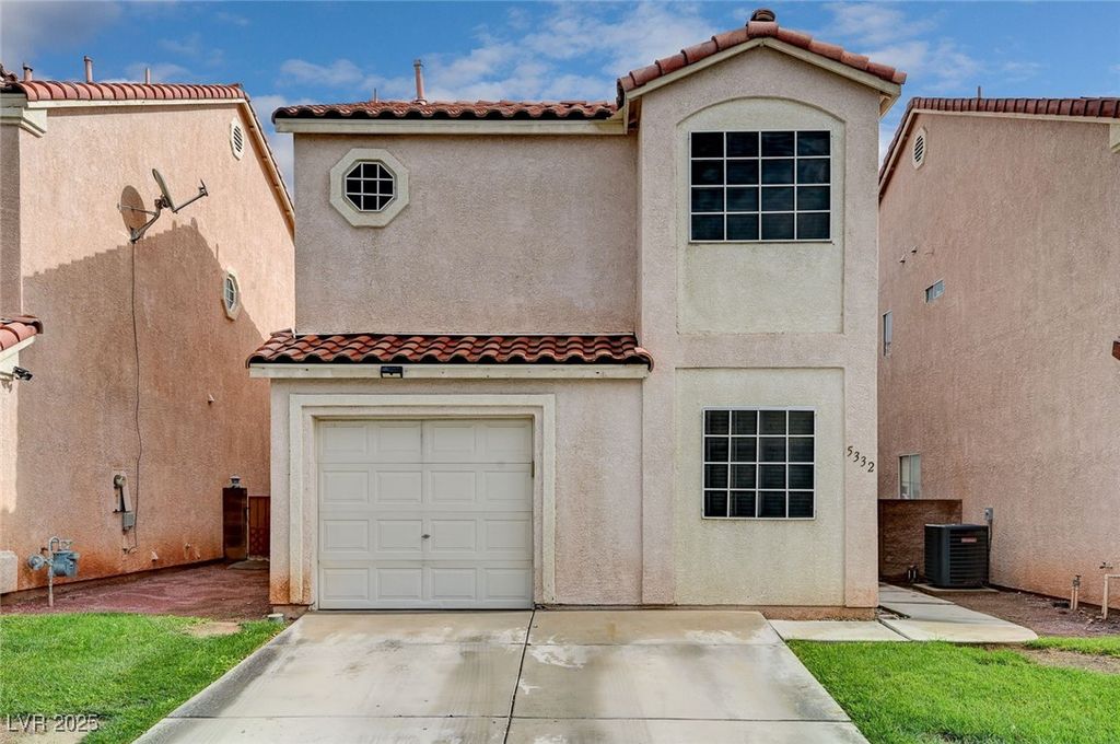 5332 Chili Pepper Street, Las Vegas, NV 89118