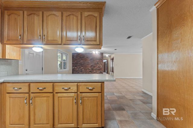 32989 Antietam Road, Lillian, AL 36549