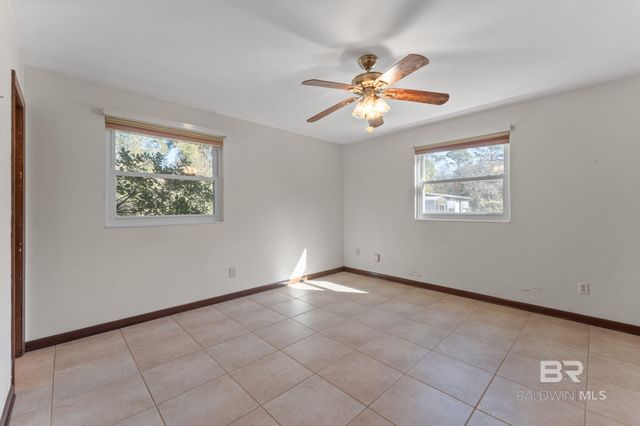 32989 Antietam Road, Lillian, AL 36549