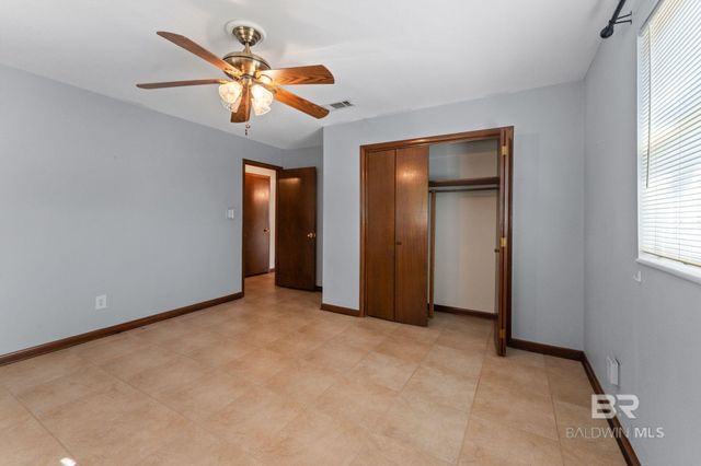 32989 Antietam Road, Lillian, AL 36549