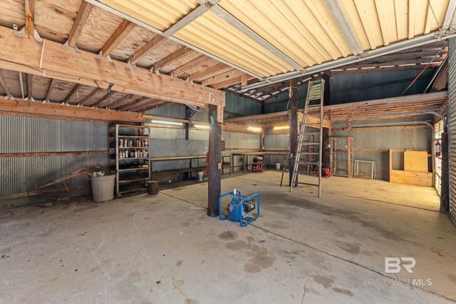 32989 Antietam Road, Lillian, AL 36549