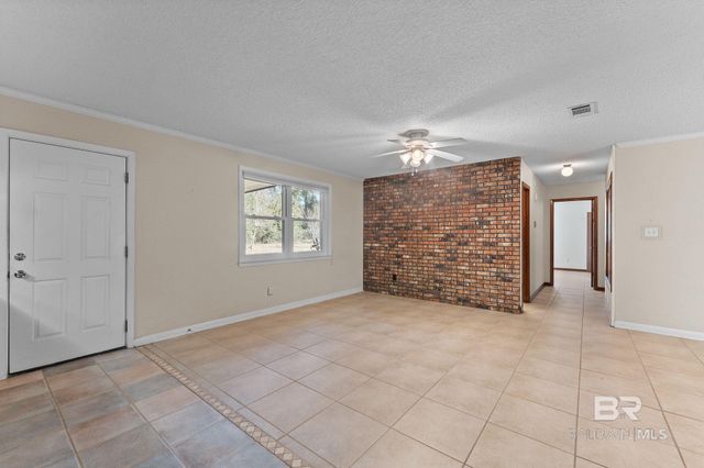 32989 Antietam Road, Lillian, AL 36549