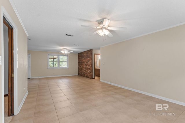 32989 Antietam Road, Lillian, AL 36549