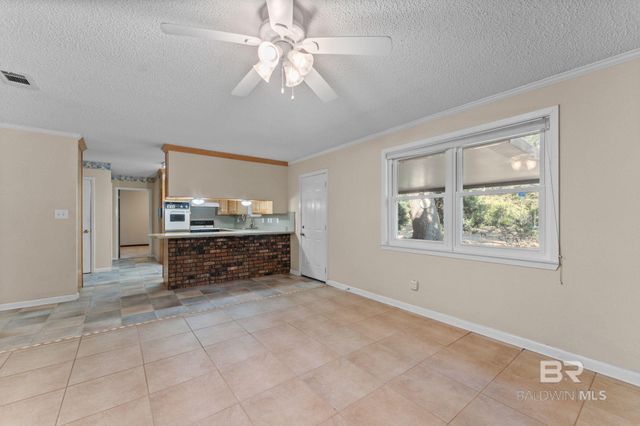 32989 Antietam Road, Lillian, AL 36549