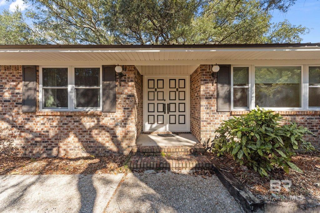 32989 Antietam Road, Lillian, AL 36549