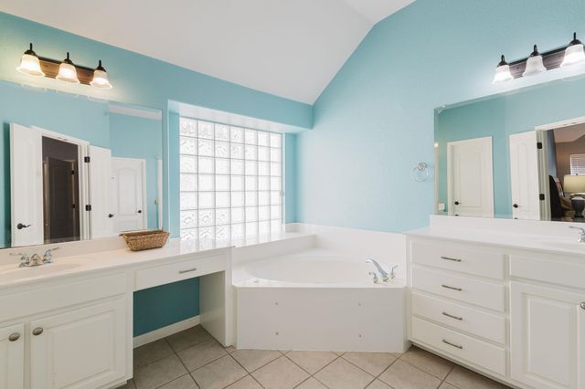 2915 Cashell Wood DR, Cedar Park, TX 78613