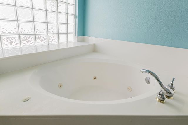 2915 Cashell Wood DR, Cedar Park, TX 78613