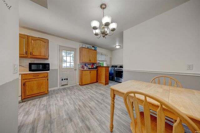 6612 E Oak Street, Evansville, IN 47715