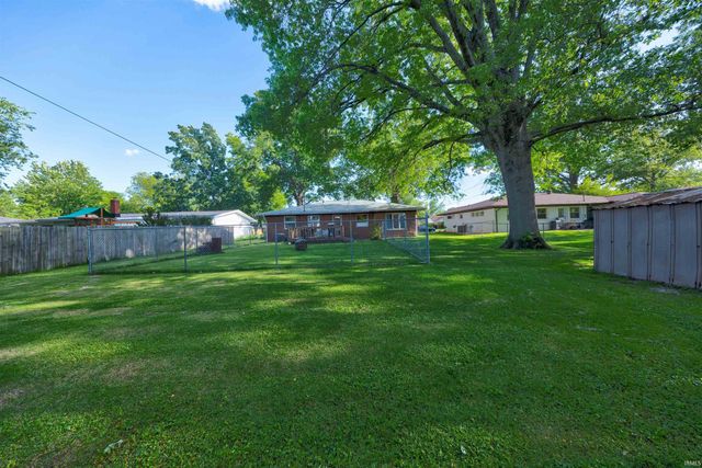6612 E Oak Street, Evansville, IN 47715