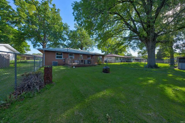 6612 E Oak Street, Evansville, IN 47715