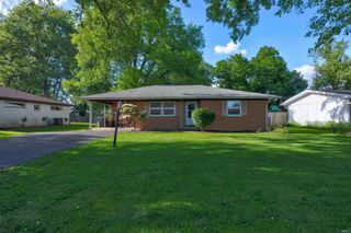 6612 E Oak Street, Evansville, IN 47715