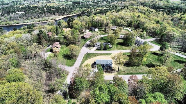12 Dakota Ridge, Baraboo, WI 53913