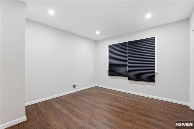 608 Covington Place, Franklin Lakes, NJ 07417