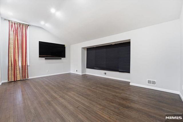 608 Covington Place, Franklin Lakes, NJ 07417