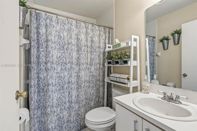 18047 SW 154th Court, Miami, FL 33187