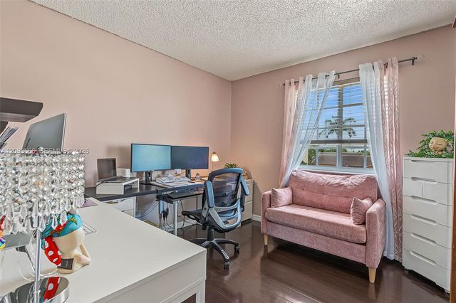 18047 SW 154th Court, Miami, FL 33187