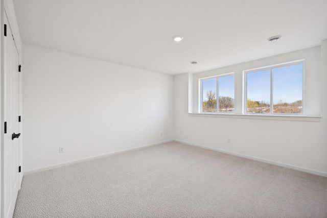 11646 Harbor Circle N, Dayton, MN 55369