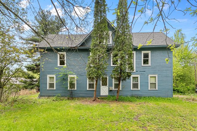 22018 Typo Creek Drive NE, Wyoming, MN 55092