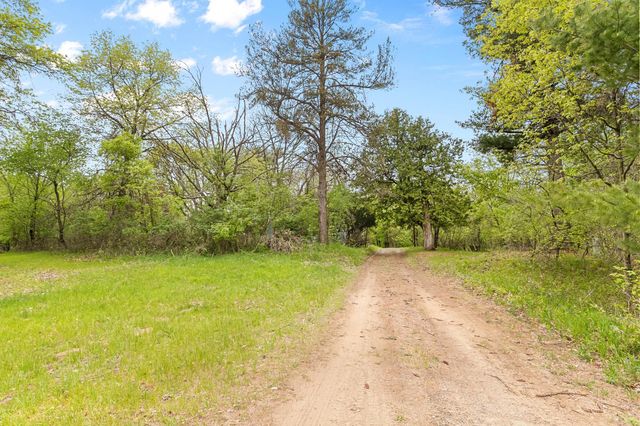 22018 Typo Creek Drive NE, Wyoming, MN 55092