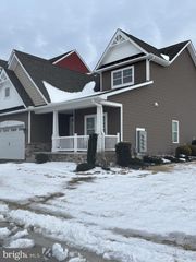 102 EAGLE CT, Ocean View, DE 19970