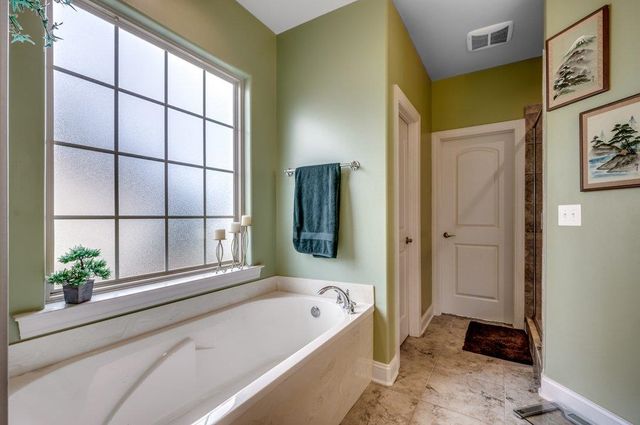 9060 Abingdon Dr., Myrtle Beach, SC 29579