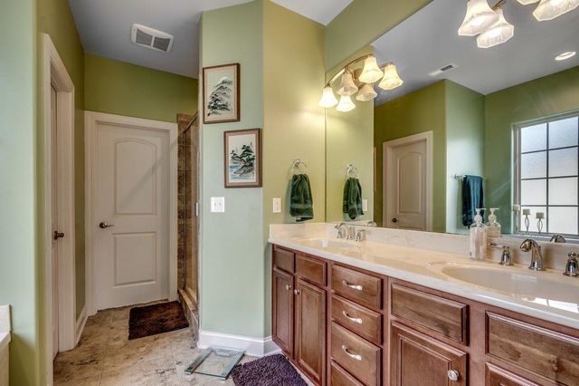 9060 Abingdon Dr., Myrtle Beach, SC 29579