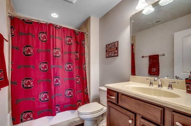 9060 Abingdon Dr., Myrtle Beach, SC 29579