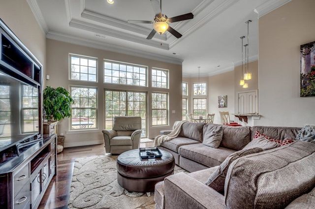9060 Abingdon Dr., Myrtle Beach, SC 29579