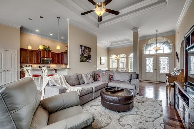 9060 Abingdon Dr., Myrtle Beach, SC 29579
