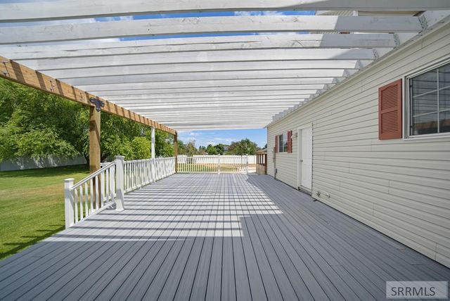 833 E 1415 N, Shelley, ID 83274