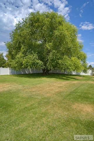 833 E 1415 N, Shelley, ID 83274