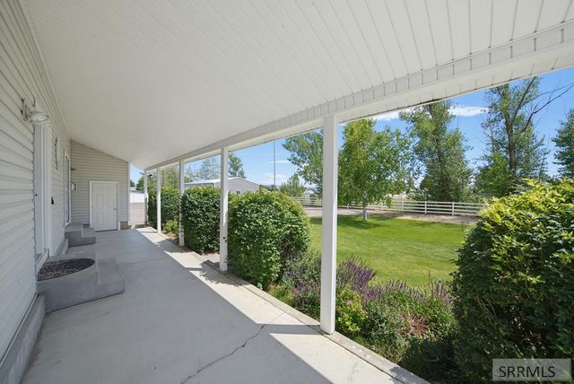 833 E 1415 N, Shelley, ID 83274