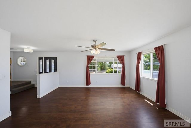 833 E 1415 N, Shelley, ID 83274