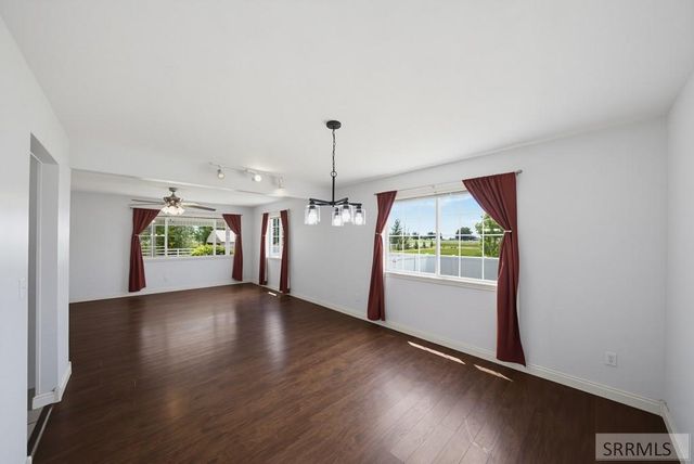 833 E 1415 N, Shelley, ID 83274