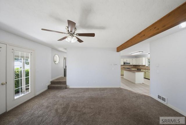 833 E 1415 N, Shelley, ID 83274