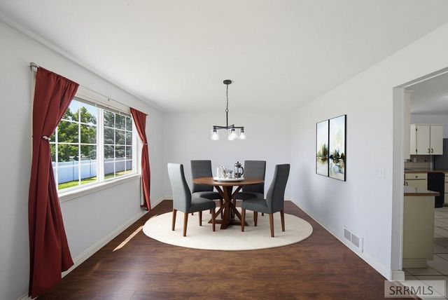 833 E 1415 N, Shelley, ID 83274