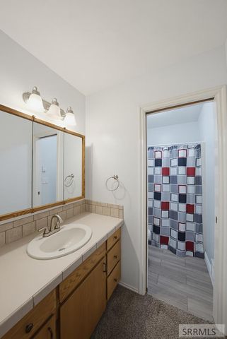 833 E 1415 N, Shelley, ID 83274
