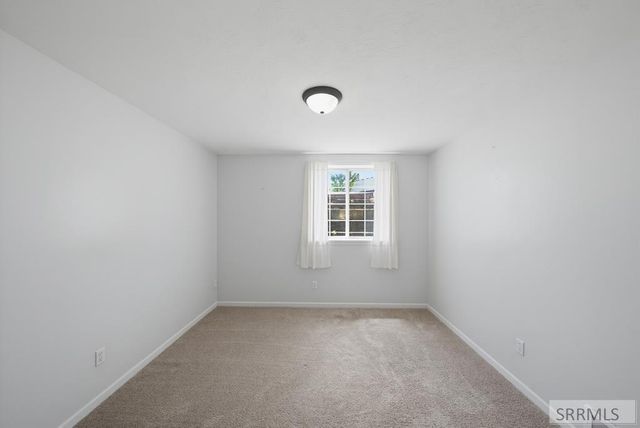 833 E 1415 N, Shelley, ID 83274