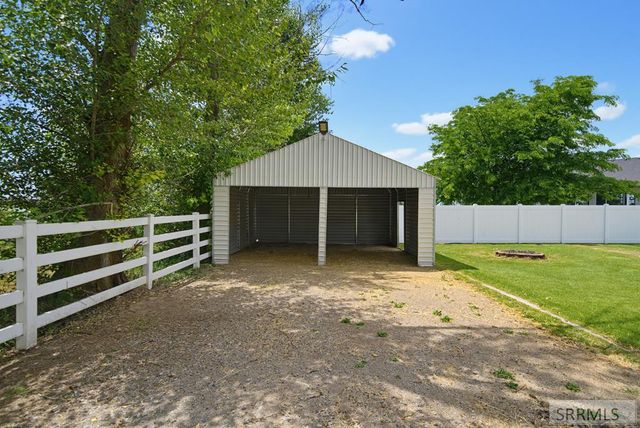 833 E 1415 N, Shelley, ID 83274