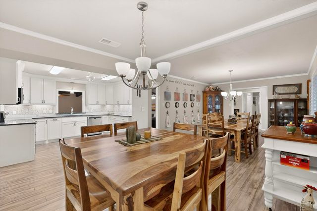 623 S Harbor Court, Granbury, TX 76048