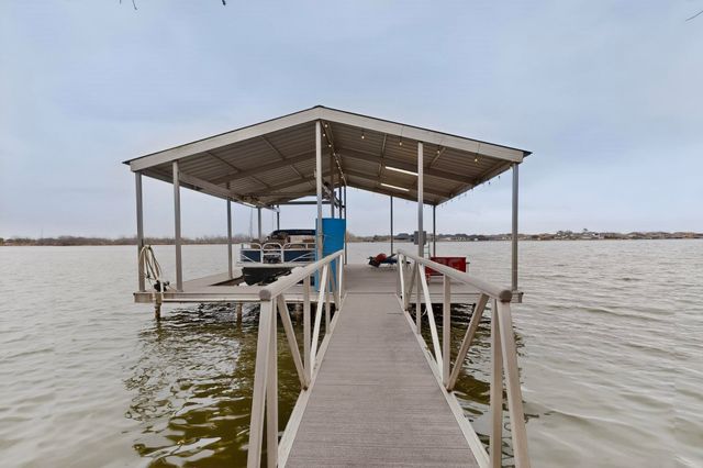 623 S Harbor Court, Granbury, TX 76048