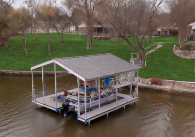 623 S Harbor Court, Granbury, TX 76048